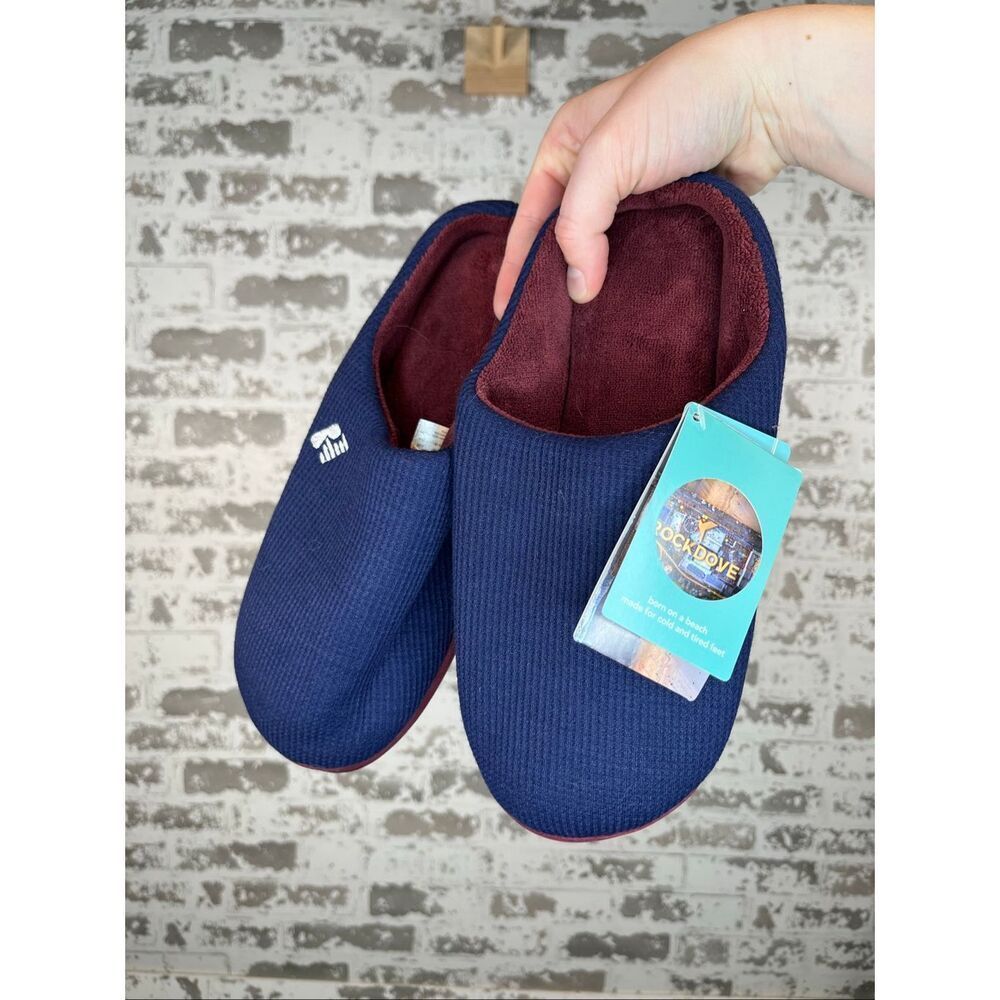 Rock dove | nwt slippers navy blue cushion